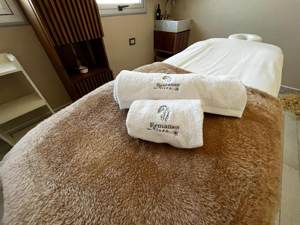 Ht Hotel Deluxe Resort & Spa سانتياغو ديل إستيرو المظهر الخارجي الصورة