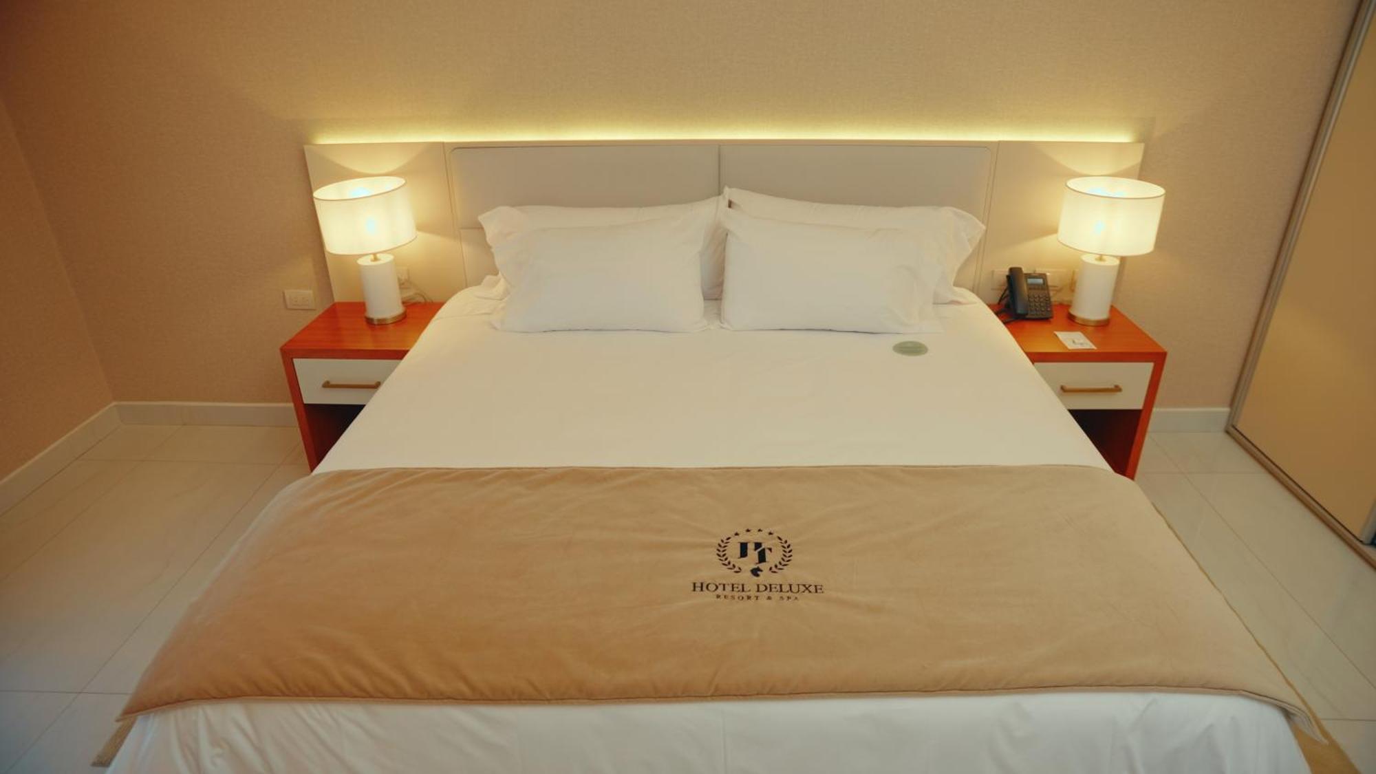 Ht Hotel Deluxe Resort & Spa سانتياغو ديل إستيرو المظهر الخارجي الصورة
