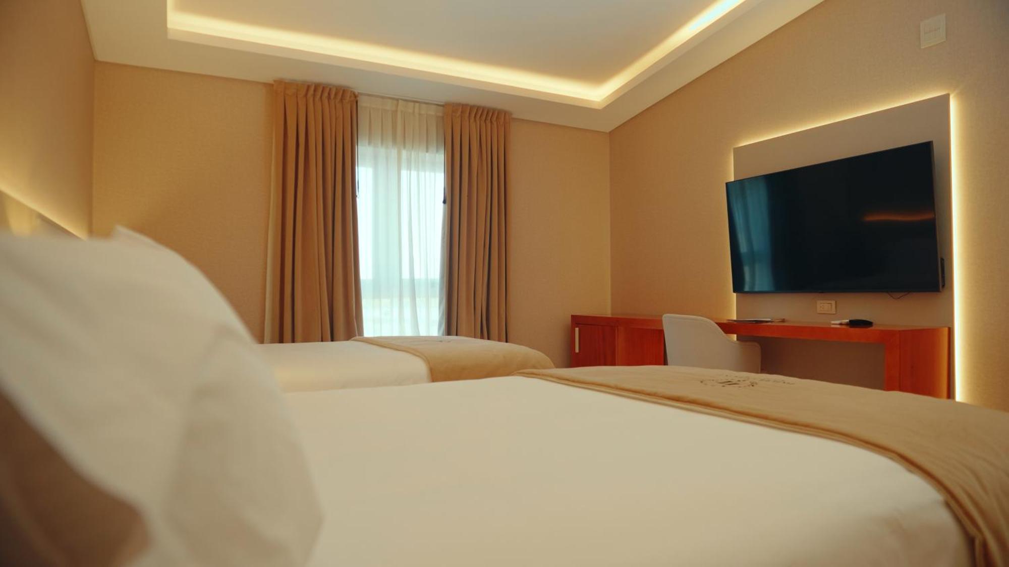 Ht Hotel Deluxe Resort & Spa سانتياغو ديل إستيرو المظهر الخارجي الصورة